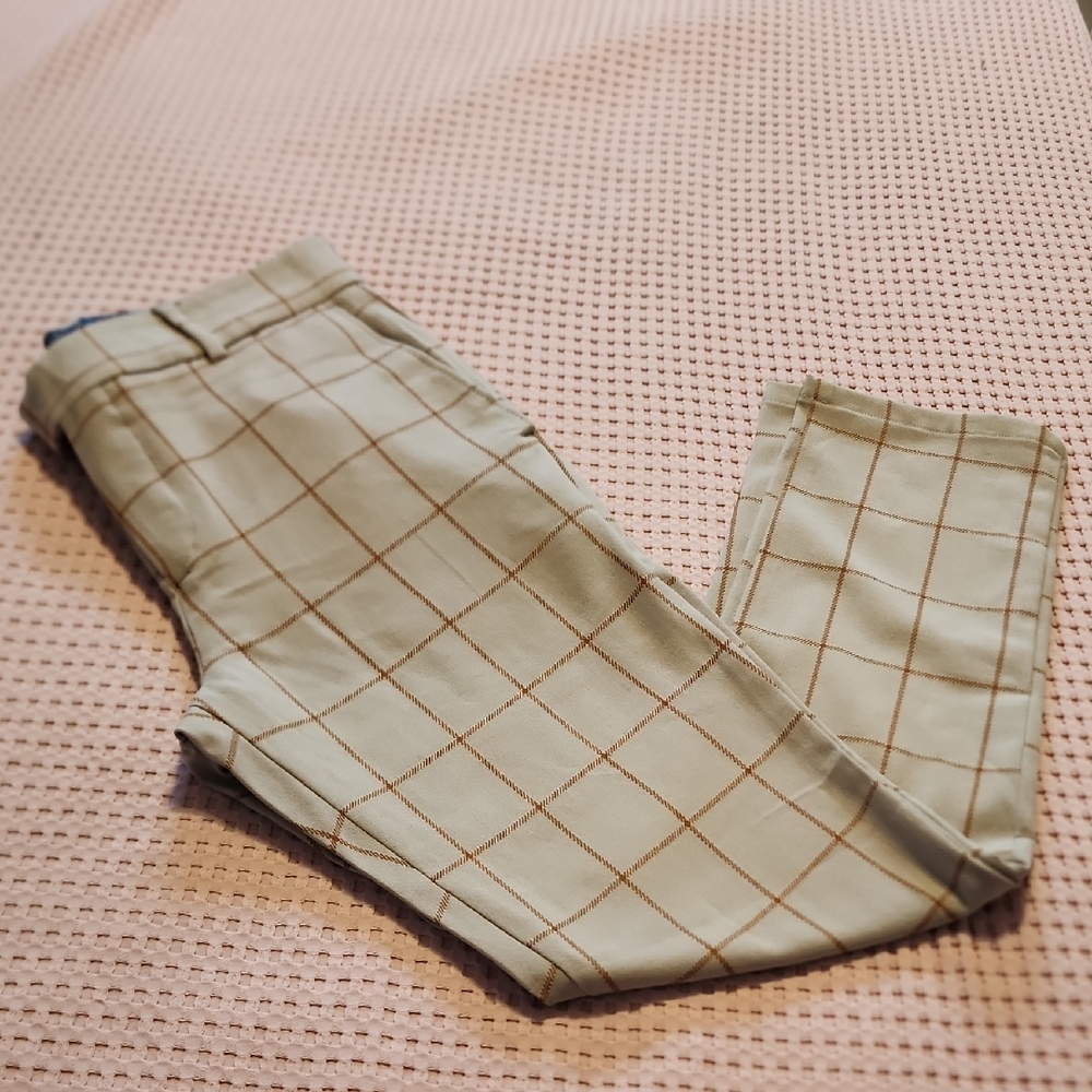 Men's Checkered Khaki Chinos